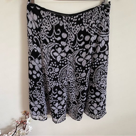 Emma James Flowy Floral Midi Skirt Size 14 Petite - Picture 2 of 5